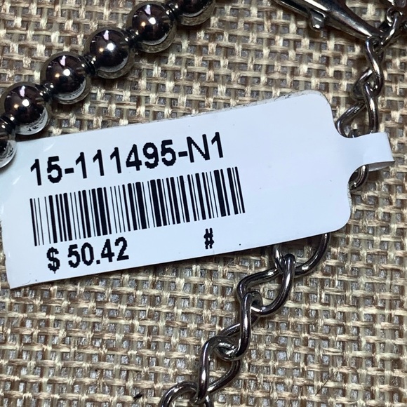 Graduated Ball Necklace - Picture 7 of 8